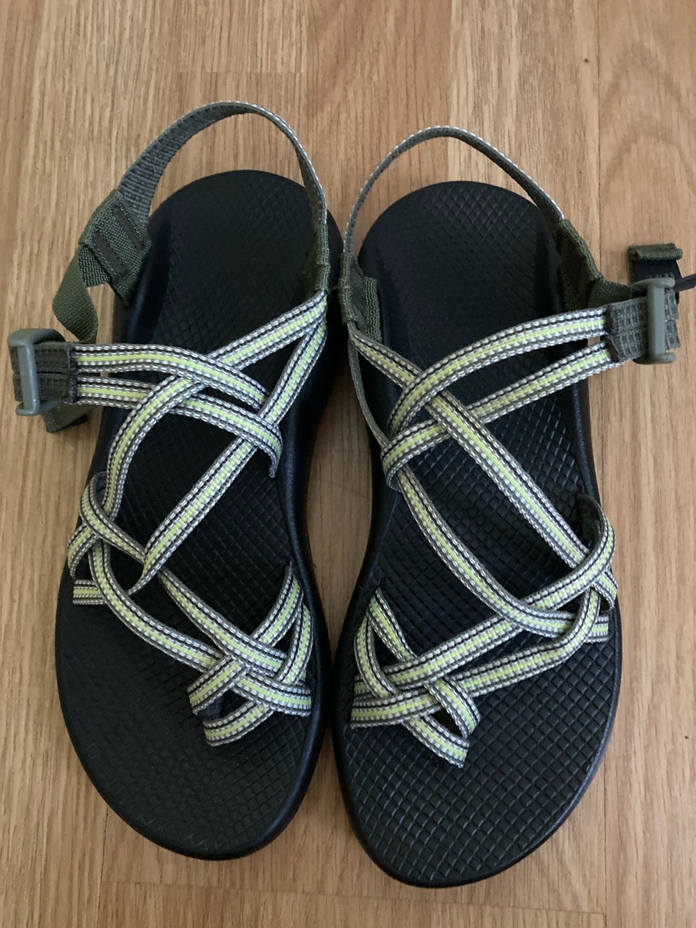Chaco ZX/2 size 9